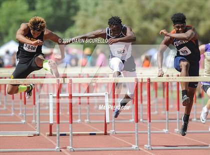 Thumbnail 1 in AIA Track and Field Finals (Boys Track Events) photogallery.