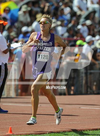 Thumbnail 3 in AIA Track and Field Finals (Boys Track Events) photogallery.