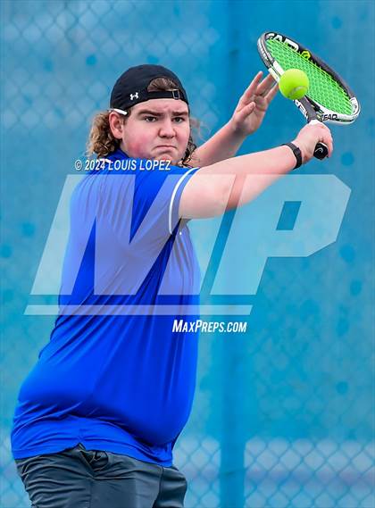 Thumbnail 1 in San Dimas @ Charter Oak photogallery.