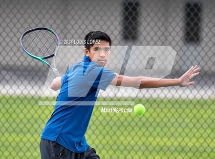 Thumbnail 1 in San Dimas @ Charter Oak photogallery.