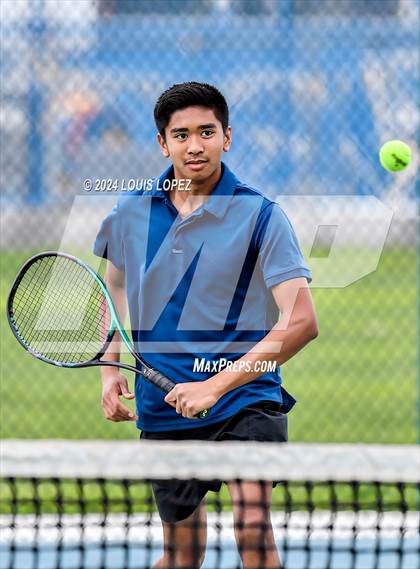 Thumbnail 1 in San Dimas @ Charter Oak photogallery.