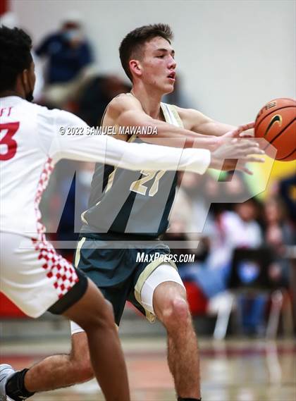 Thumbnail 1 in Taft vs  St. Francis photogallery.