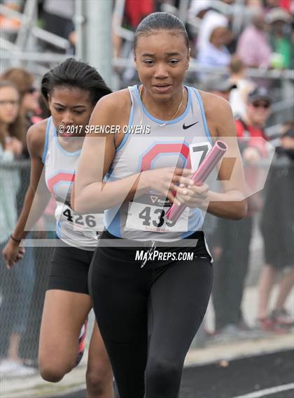 Thumbnail 2 in West Mecklenburg Hawk Invitational photogallery.