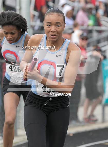 Thumbnail 3 in West Mecklenburg Hawk Invitational photogallery.