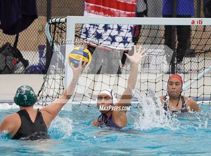 Thumbnail 3 in Garces Memorial vs Leland (Arroyo Grande Fall Classic) photogallery.