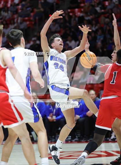 Thumbnail 1 in American Fork vs. Pleasant Grove (UHSAA 6A Semifinal) photogallery.