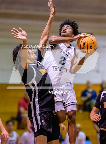 Thumbnail 2 in Holy Trinity Episcopal Academy vs  Bilingual Christian Academy & Tech photogallery.