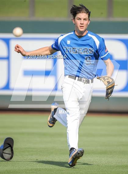 Thumbnail 1 in Kingman Academy vs. Blue Ridge photogallery.