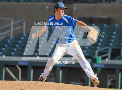 Thumbnail 3 in Kingman Academy vs. Blue Ridge photogallery.