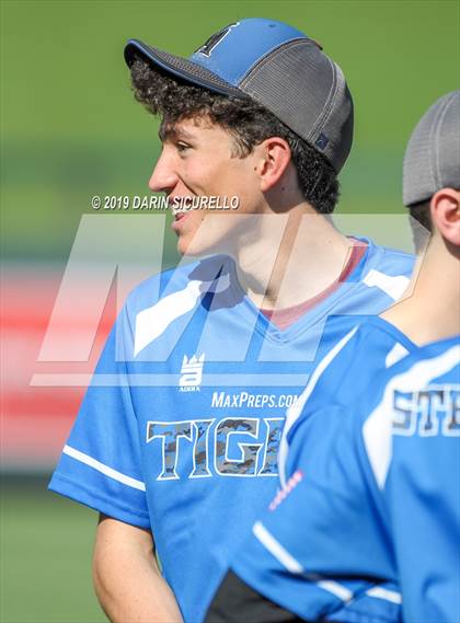 Thumbnail 1 in Kingman Academy vs. Blue Ridge photogallery.