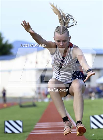 Thumbnail 3 in CIF NS Division 2 Finals (Triple Jump) photogallery.