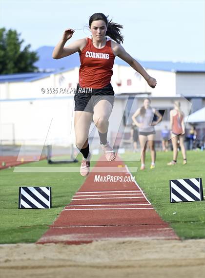 Thumbnail 3 in CIF NS Division 2 Finals (Triple Jump) photogallery.