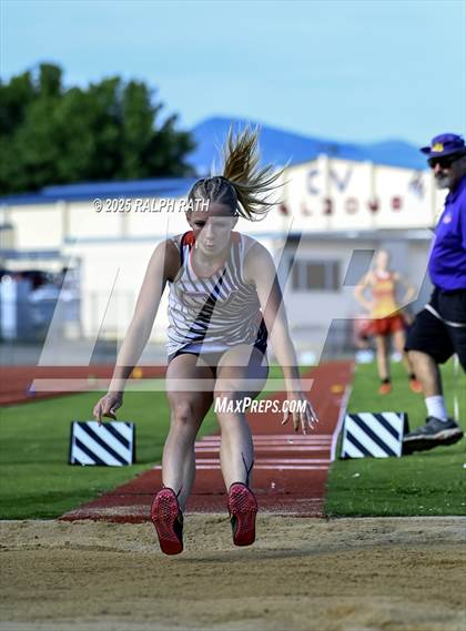 Thumbnail 1 in CIF NS Division 2 Finals (Triple Jump) photogallery.