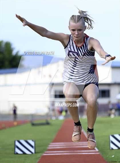 Thumbnail 2 in CIF NS Division 2 Finals (Triple Jump) photogallery.