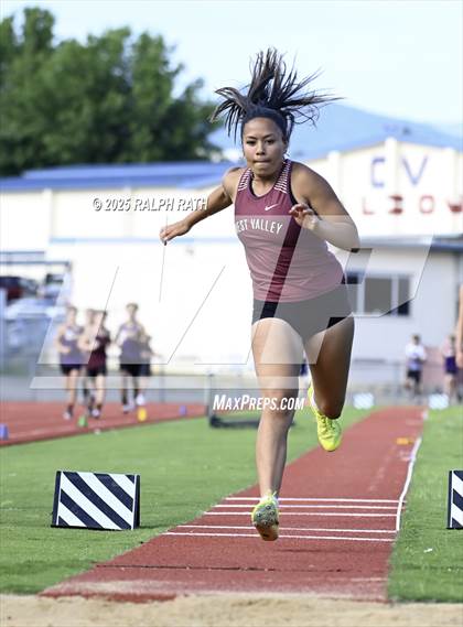 Thumbnail 1 in CIF NS Division 2 Finals (Triple Jump) photogallery.
