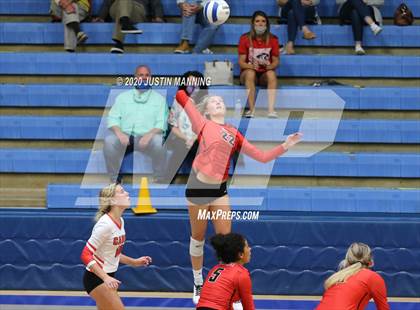 Thumbnail 3 in Cabot @ Lakeside photogallery.