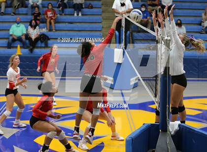 Thumbnail 1 in Cabot @ Lakeside photogallery.