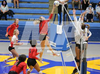 Thumbnail 3 in Cabot @ Lakeside photogallery.
