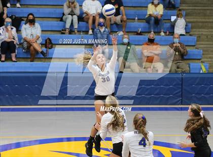 Thumbnail 2 in Cabot @ Lakeside photogallery.