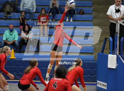 Thumbnail 3 in Cabot @ Lakeside photogallery.
