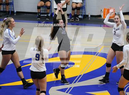 Thumbnail 1 in Cabot @ Lakeside photogallery.