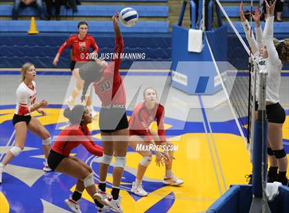 Thumbnail 1 in Cabot @ Lakeside photogallery.