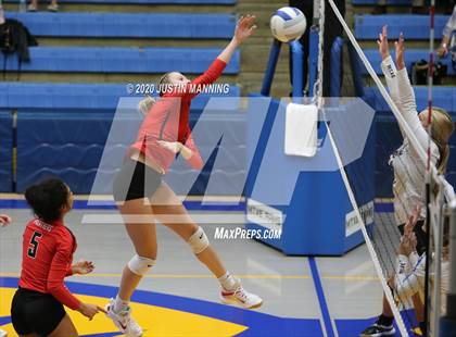 Thumbnail 2 in Cabot @ Lakeside photogallery.