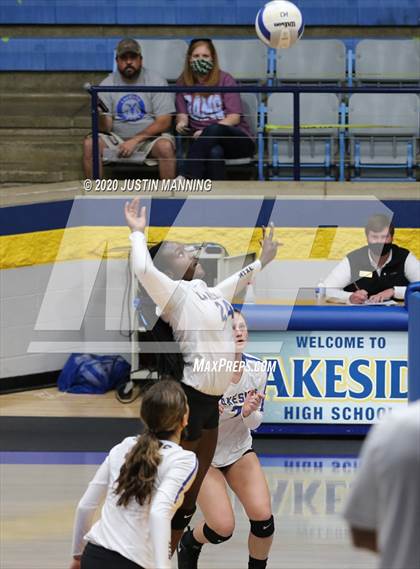 Thumbnail 2 in Cabot @ Lakeside photogallery.