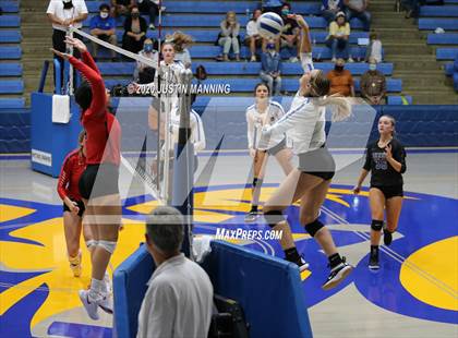 Thumbnail 1 in Cabot @ Lakeside photogallery.