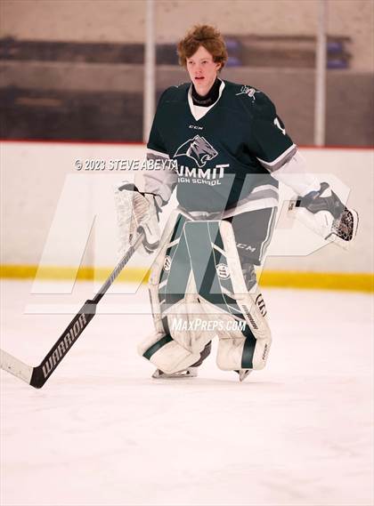 Thumbnail 1 in Summit @ Kent Denver (CHSAA 4A First Round) photogallery.