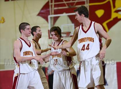 Thumbnail 1 in Palm Desert @ Torrey Pines (MaxPreps Holiday Classic) photogallery.