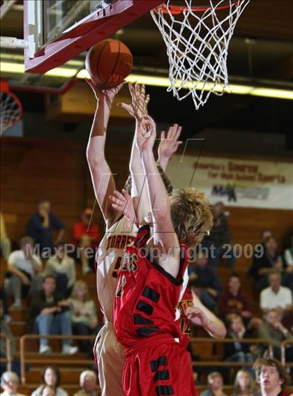 Thumbnail 2 in Palm Desert @ Torrey Pines (MaxPreps Holiday Classic) photogallery.