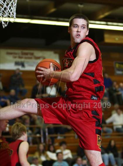 Thumbnail 3 in Palm Desert @ Torrey Pines (MaxPreps Holiday Classic) photogallery.