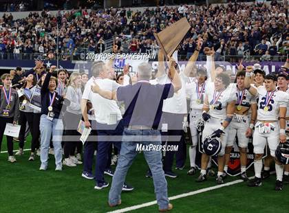 Thumbnail 3 in Smithson Valley @ Highland Park (UIL 5A Football Division I Final Medal Ceremony) photogallery.