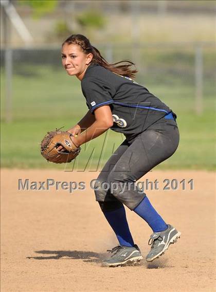 Thumbnail 3 in Lincoln vs. Pioneer (CIF SJS D3 Playoffs) photogallery.