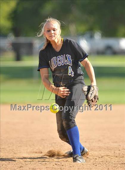 Thumbnail 1 in Lincoln vs. Pioneer (CIF SJS D3 Playoffs) photogallery.