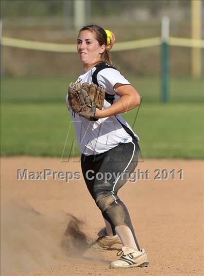 Thumbnail 3 in Lincoln vs. Pioneer (CIF SJS D3 Playoffs) photogallery.
