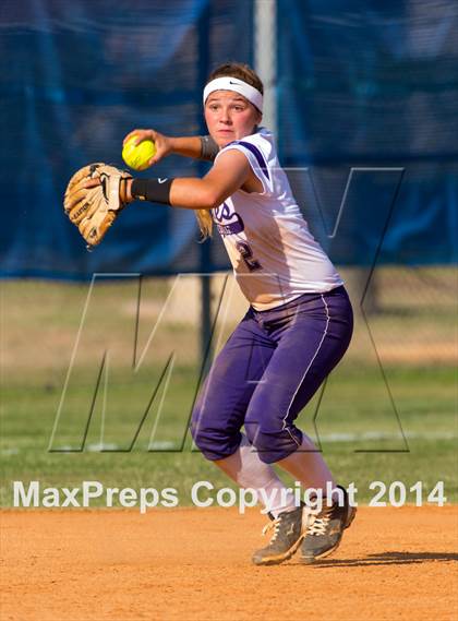 Thumbnail 1 in Boerne-Champion @ Brackenridge (UIL 4A Bi-District Playoff) photogallery.