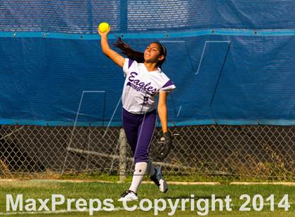 Thumbnail 3 in Boerne-Champion @ Brackenridge (UIL 4A Bi-District Playoff) photogallery.