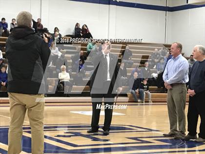 Thumbnail 3 in Covington Catholic TOC Ceremony photogallery.