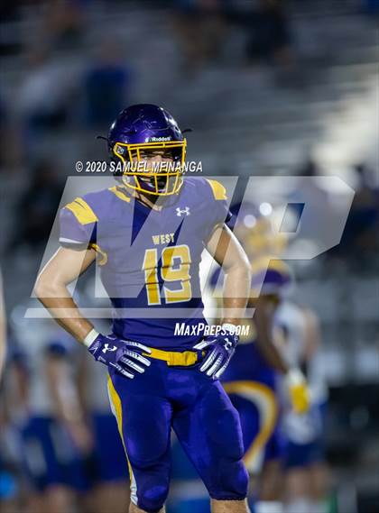 Thumbnail 1 in Kearney @ Bellevue West photogallery.