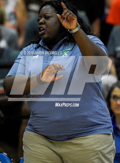 Thumbnail 1 in Xavier College Prep vs. Corona del Sol (AIA Division 6 Semifinal Playoff) photogallery.