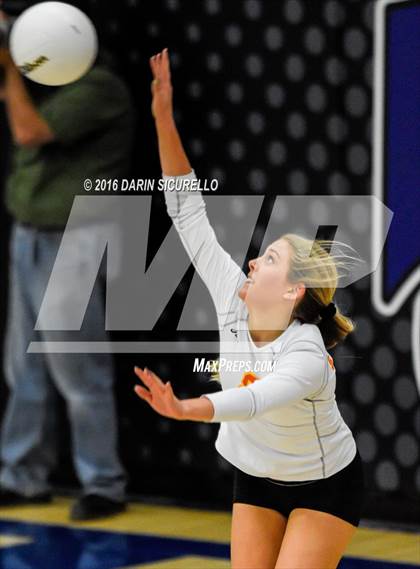 Thumbnail 2 in Xavier College Prep vs. Corona del Sol (AIA Division 6 Semifinal Playoff) photogallery.