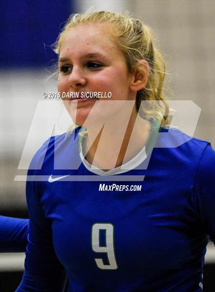 Thumbnail 1 in Xavier College Prep vs. Corona del Sol (AIA Division 6 Semifinal Playoff) photogallery.