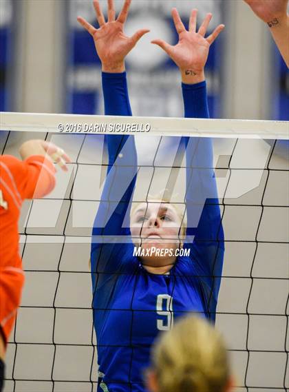 Thumbnail 3 in Xavier College Prep vs. Corona del Sol (AIA Division 6 Semifinal Playoff) photogallery.