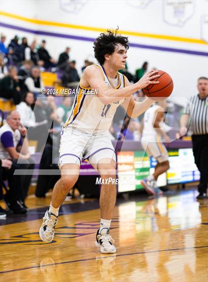 Thumbnail 3 in Badin @ Bellbrook photogallery.