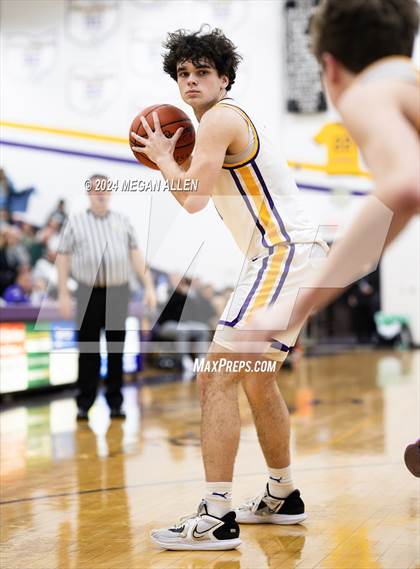 Thumbnail 1 in Badin @ Bellbrook photogallery.