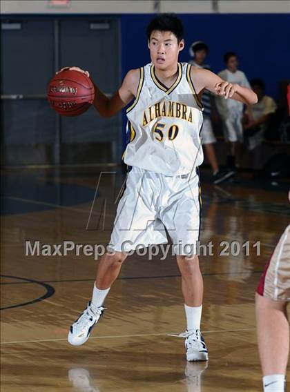 Thumbnail 3 in La Canada vs. Alhambra (San Marino Tournament) photogallery.