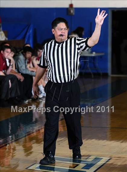 Thumbnail 3 in La Canada vs. Alhambra (San Marino Tournament) photogallery.