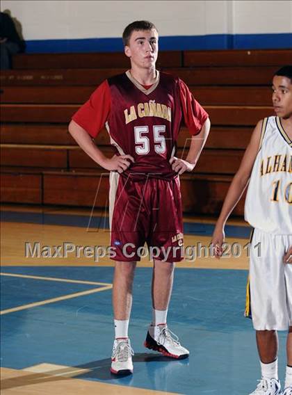 Thumbnail 3 in La Canada vs. Alhambra (San Marino Tournament) photogallery.